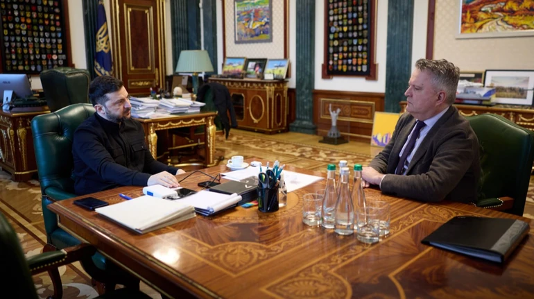 Зеленський зустрівся з Кислицею в рамках відбору кандидата на очільника ОП