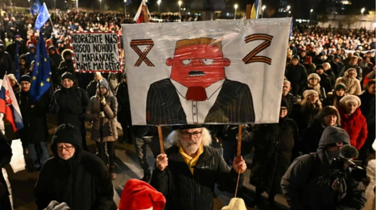 Фіцо атакує свідків: чи зможуть словаки відстояти незалежний орган захисту викривачів