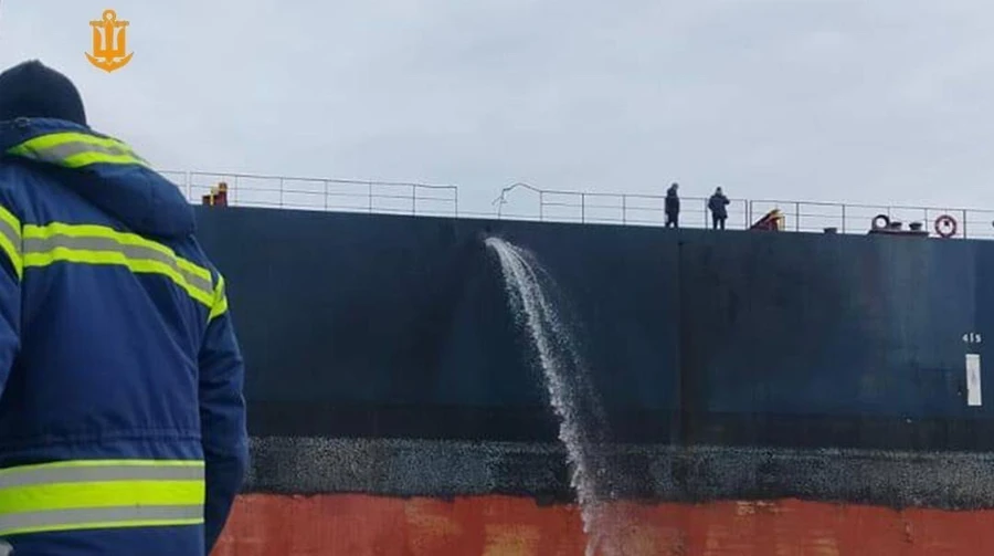 Russians launch drone attack on two civilian vessels entering port to load wheat