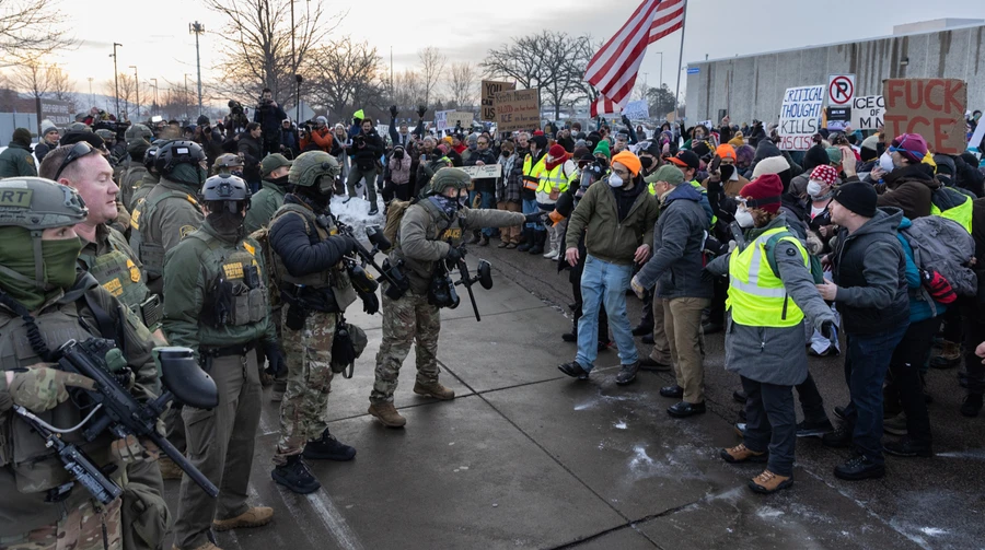 В США спалахнули протести після вбивства жінки агентом міграційної служби