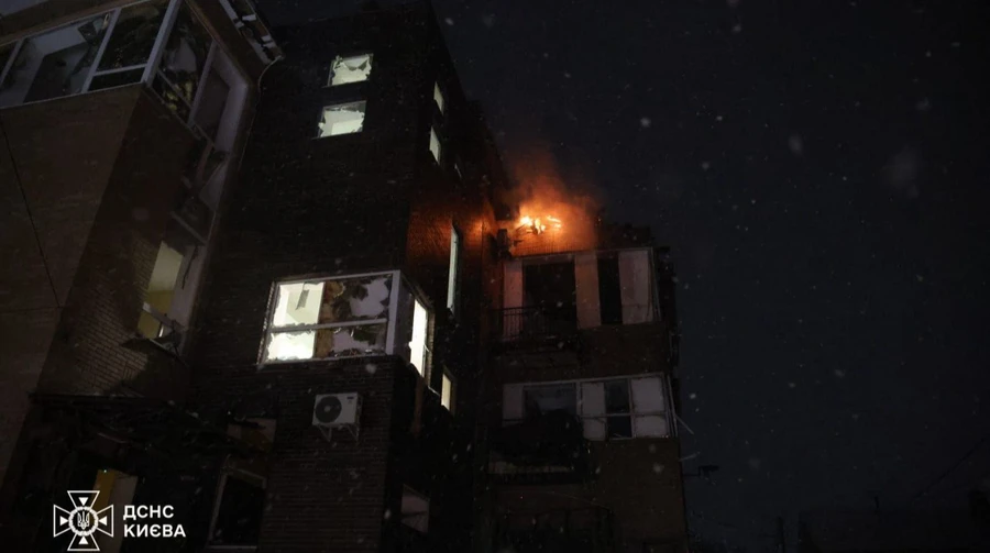 Последствия российской атаки фиксируют в 4 районах Киева, пострадали 2 женщины – полиция