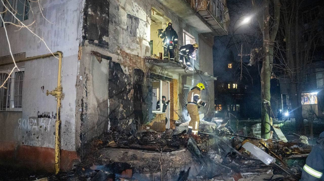 Russian attack on Odesa causes fires, injuries and damage to apartment building