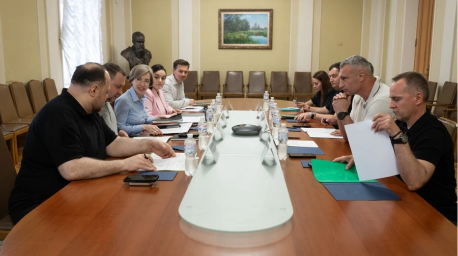 У Зеленського вже готують рішення для встановлення пам’ятника Мазепі на місці Леніна