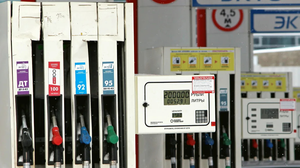 Russia is diverting fuel from Siberia to save Moscow from shortages, says Reuters