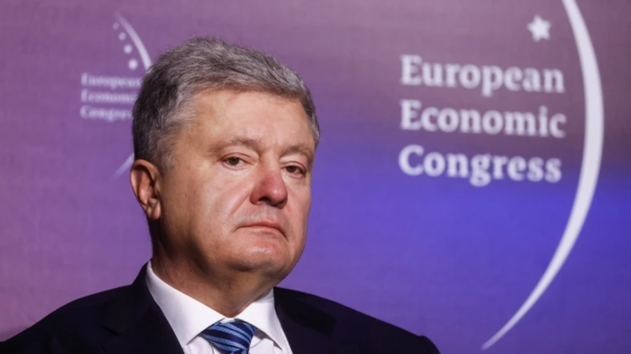 Порошенко хочет снова баллотироваться в президенты, но сначала Украина должна победить 