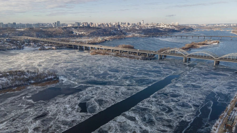 Мороз ослабнет 11 января, местами будет небольшой снег – прогноз