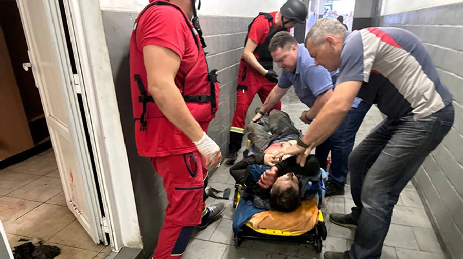 Russians hit utility facilities in Kherson; two workers killed – Oblast Military Administration