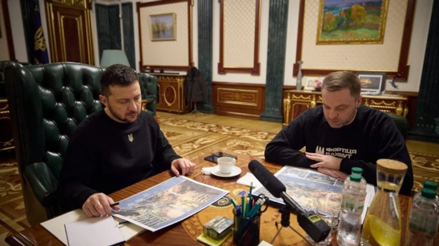 Зеленському доповіли: Удар по будинку в Дніпрі завдано російською ракетою Х-22 