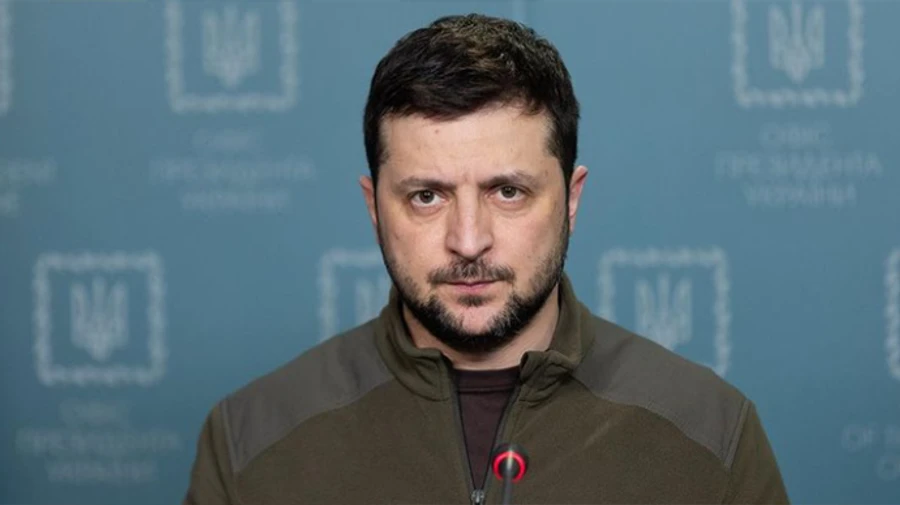 Зеленский: Люди голыми руками останавливали танки, я буду с этим народом до конца