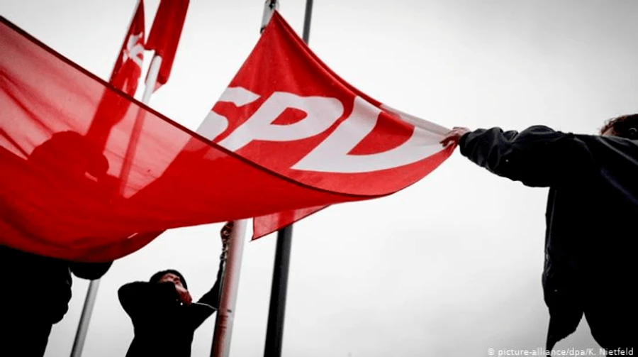 Главные новости воскресенья и ночи: выборы в Германии, оранжевые области