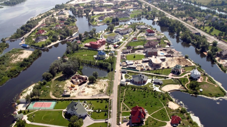 У Зеленського обіцяють відкрити Конча-Заспу, Залісся та Бірючий для відпочинку громадян