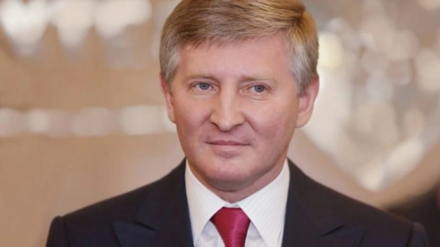 У Ахметова заявляють, що олігарх не спонсорує Слугу народу і офіс Зеленського