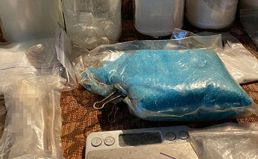 Breaking bad: СБУ викрила викладача хімії, який організував виробництво амфетаміну