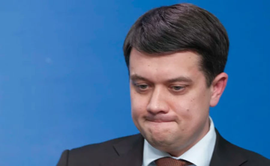 Разумков отчитал слуг народа: говорит, что его подставили