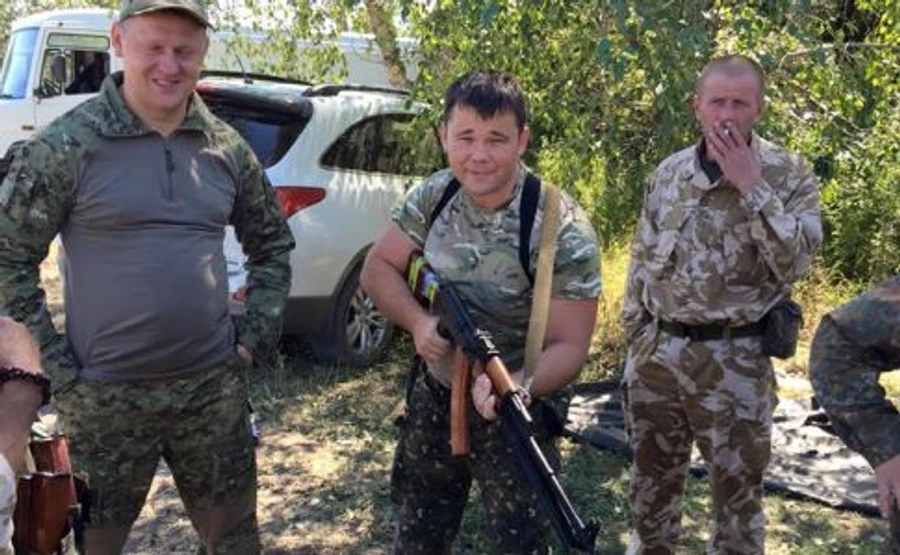 Богдан назвал критиков парахоботиками и показал фото из Песков