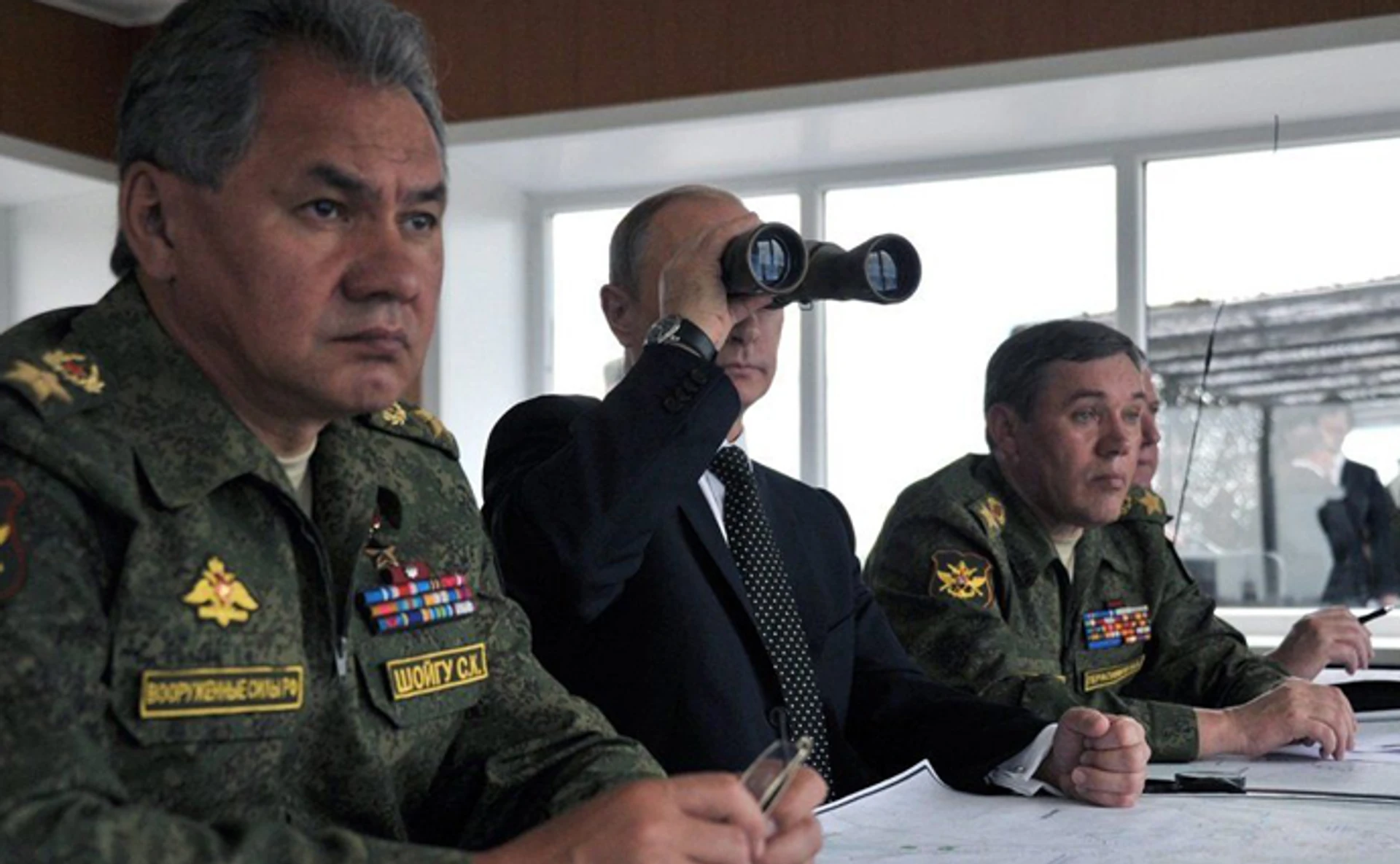 Запад-2017: Путин бряцает оружием на границе с НАТО