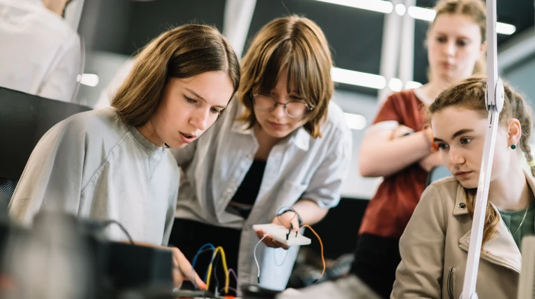 Новое поколение украинских инженеров: почему бизнес должен поддерживать образование (укр)