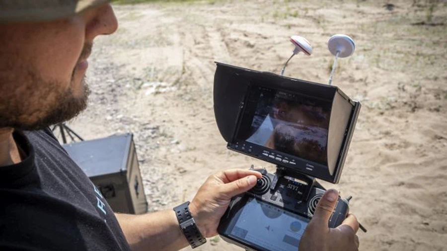 Ukraine's Armed Forces use thermal imagers to find Russian mines