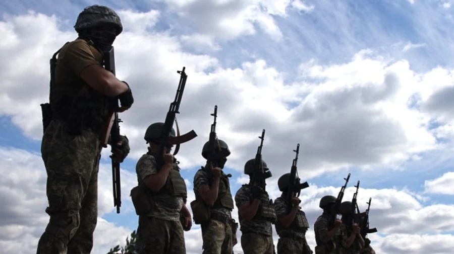 Канада и Латвия будут обучать украинских офицеров