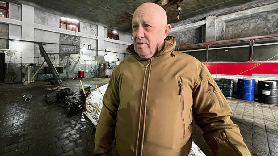 Wagner Group financier's lies about encircling Bakhmut exposed