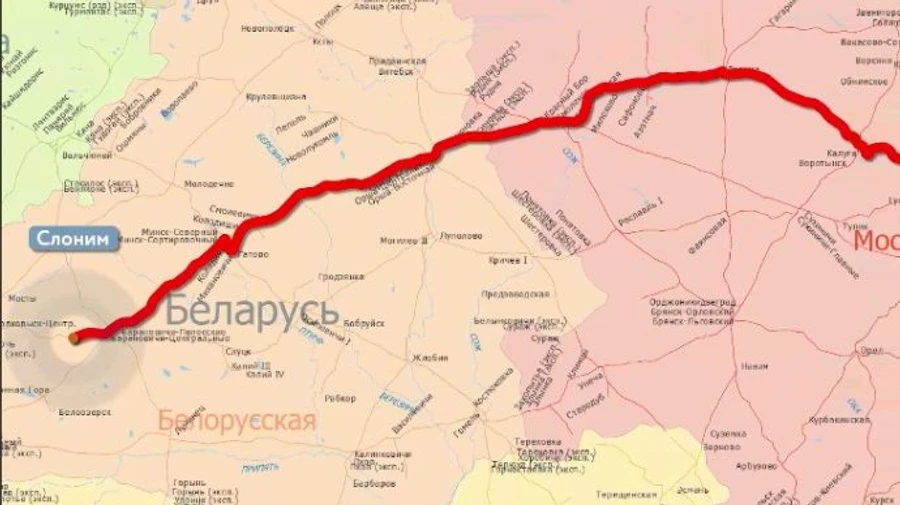 В Беларусь из РФ прибыло еще два эшелона с военными и техникой