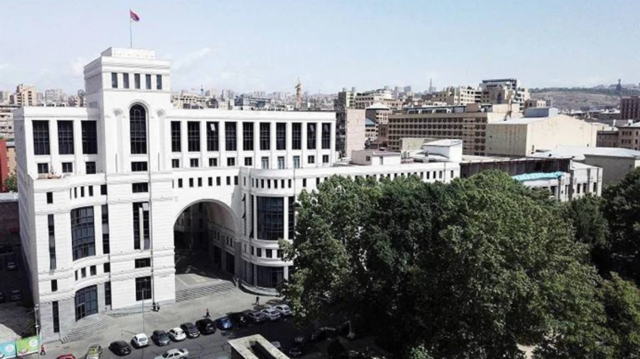 Вірменія звинуватила Азербайджан у збройному посяганні на свою територію