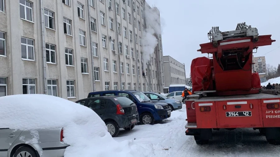 В Ровно горело здание ОГА