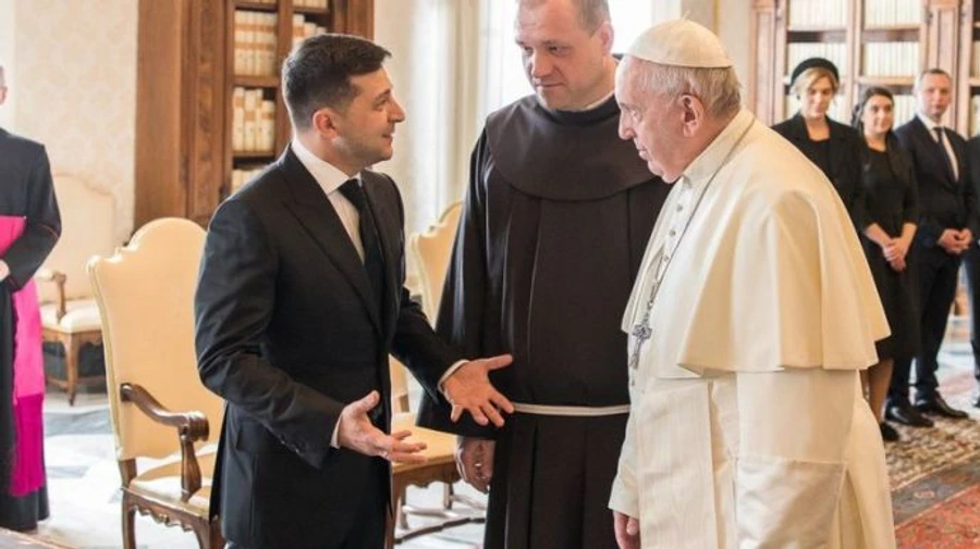 Зеленський попросив Папу Римського допомогти зі звільненням полонених