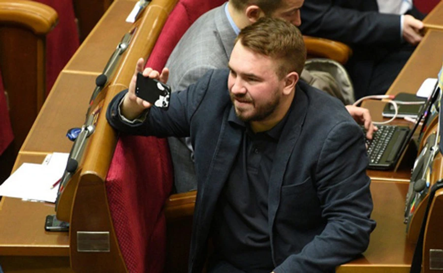 Рада сделала шаг к отмене поправок Лозового