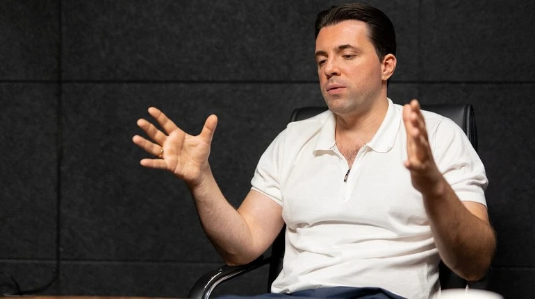 Забрали з рук телефон і кудись побігли: Кудрицький розповів деталі обшуку ДБР