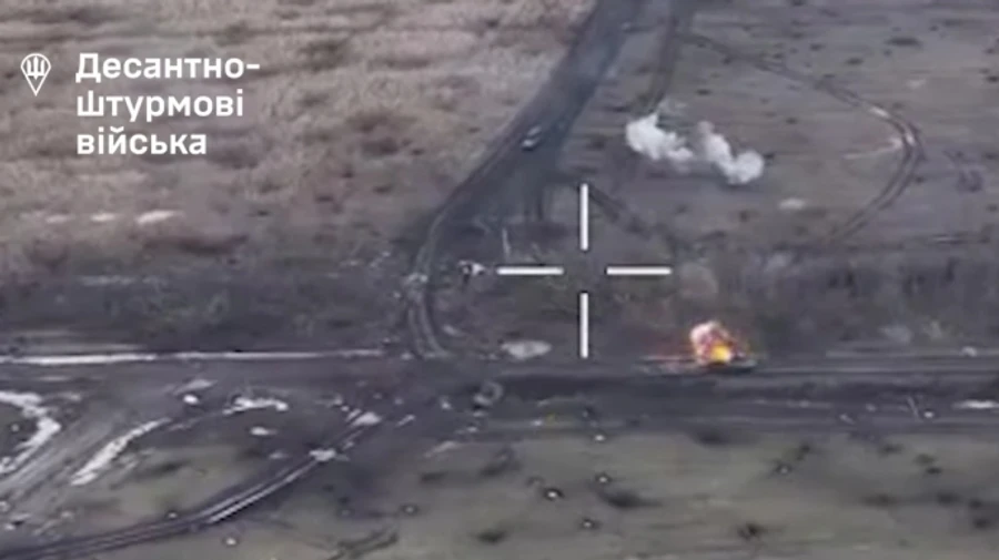 Ukrainian paratroopers shared footage of large-scale Russian assaults being repelled in Kursk Oblast – video