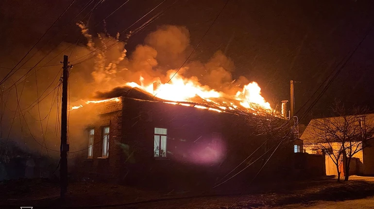 Стеля впала прямо на колиску: що відомо про наслідки російської атаки по Дніпру