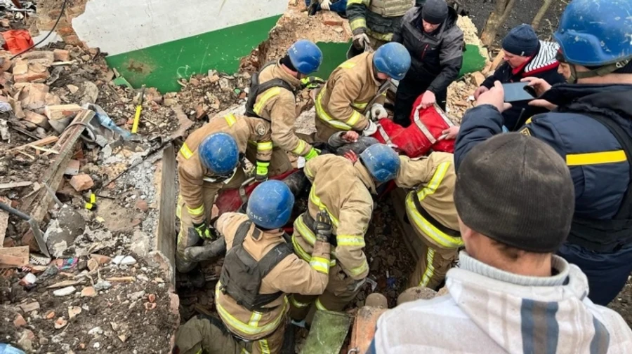 Russians drop air bombs on Sumy Oblast, killing 3 people – photo