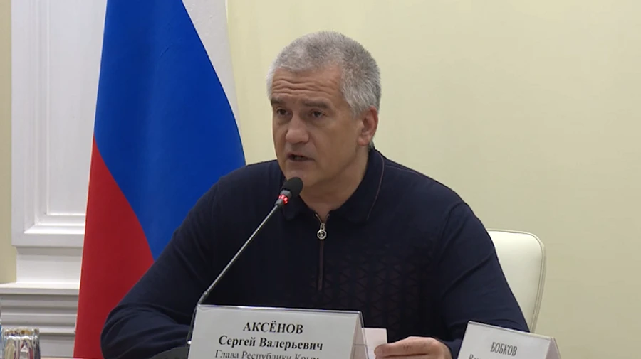 Аксьонов наказав будувати фортифікації в окупованому Криму 