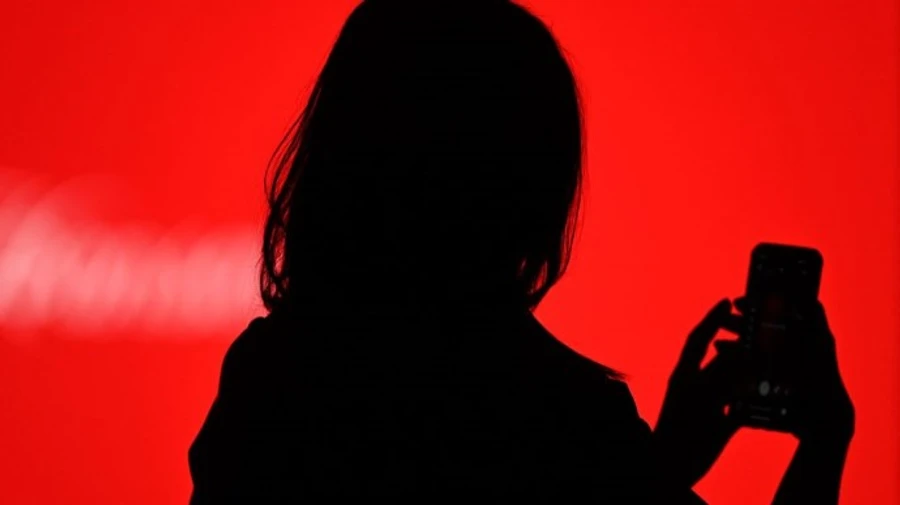 Сигнал оповіщення в телефоні: тестування системи вирішили продовжити