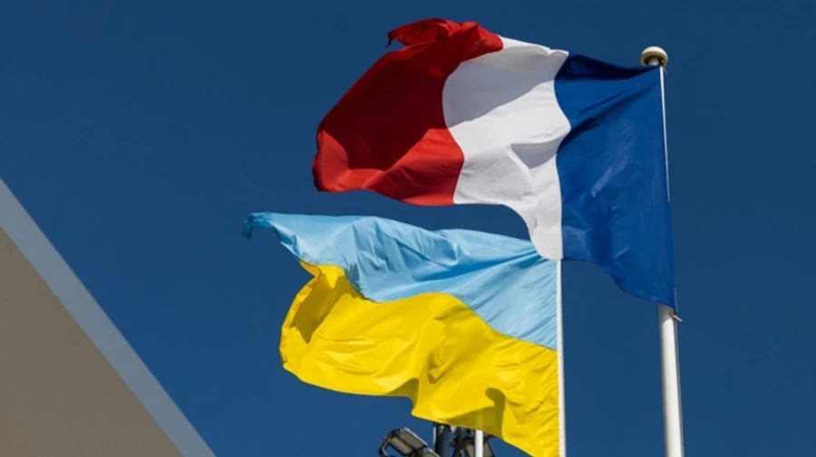 French-UK delegation arrives in Kyiv to discuss military contingent