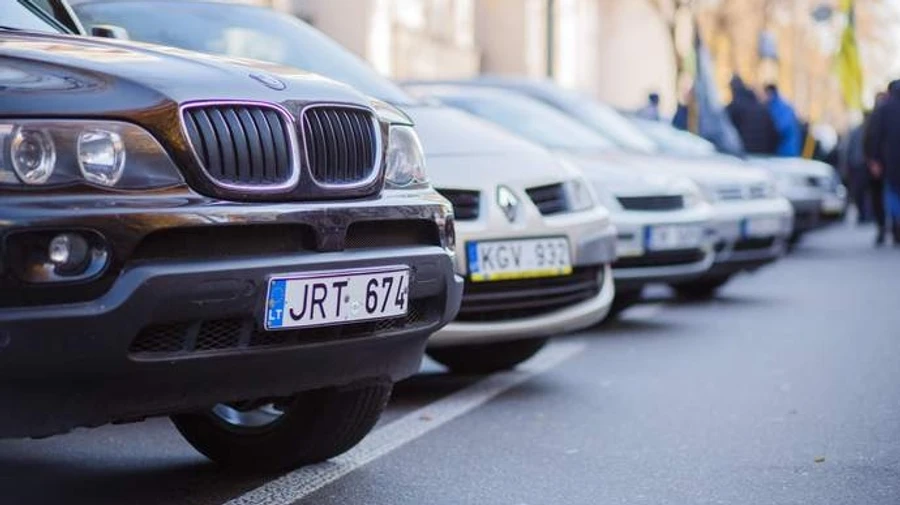 Зеленський підписав закон про євробляхи