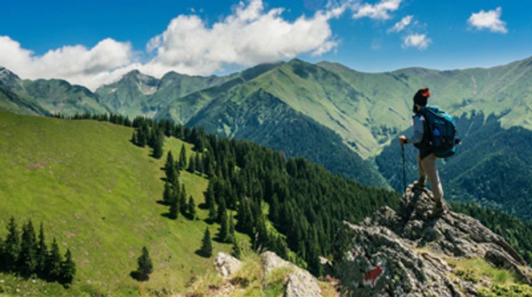 Внутренний туризм в Украине должен бы расти: как изменилась отрасль и куда исчез бюджетный путешественник