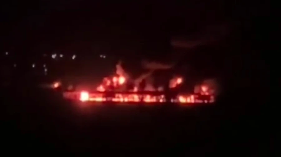 У Новоросійську після атаки дронів палає нафтовий термінал Шехсарис