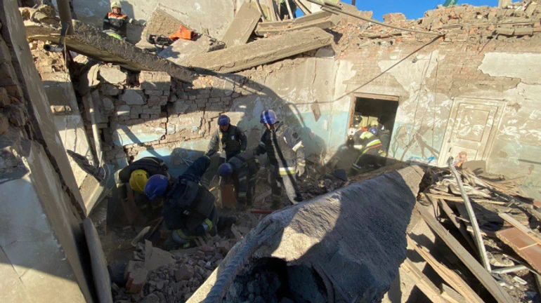Rescue workers complete rubble removal of school in Nikopol: 4 people killed