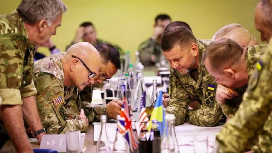 Залужний обговорював стратегію України на зустрічі з посадовцями НАТО – The Guardian