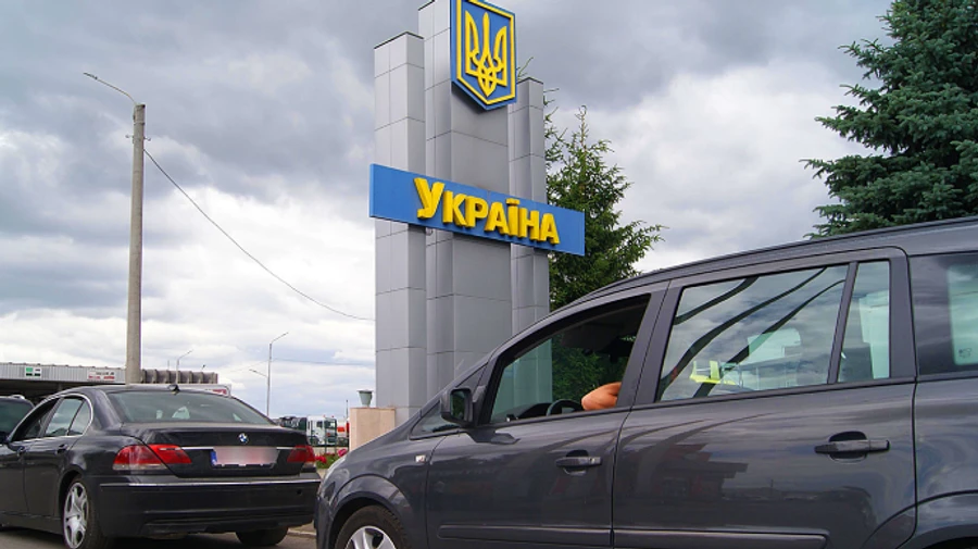 Прикордонники випускатимуть з України ще одну категорію військовозобов'язаних