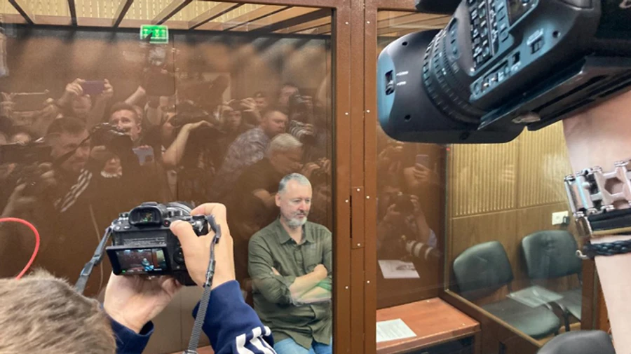 Russian security services arrest Russian pro-war nationalist and Putin critic Igor Girkin