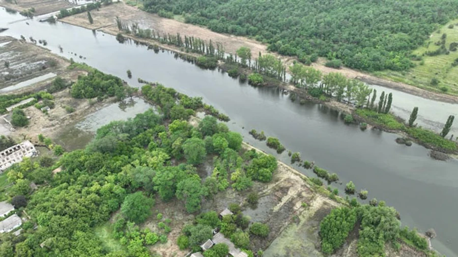 27 settlements still flooded on Dnipro’s right bank in Kherson Oblast 