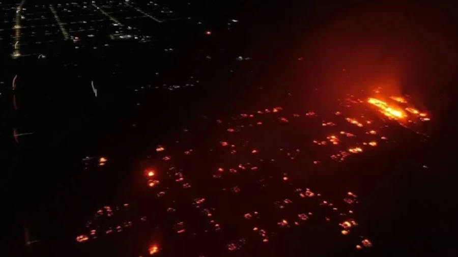 На російському Уралі вирують пожежі: в селі Сосьва вигоріло понад 150 будинків