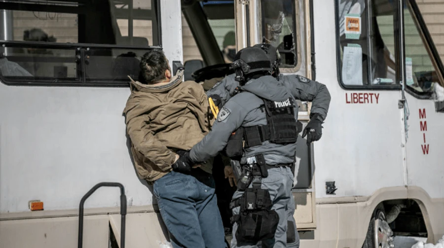 Протесты в Канаде: полиция арестовала 170 человек в Оттаве