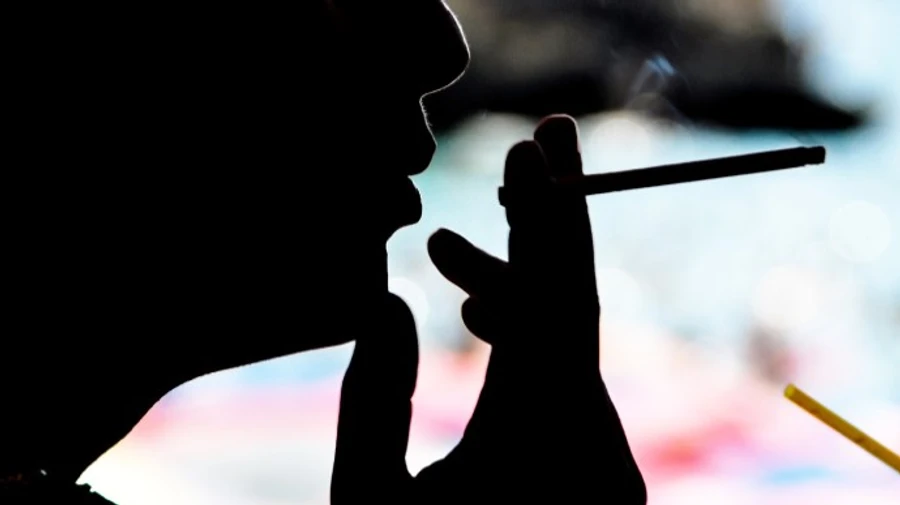 В Іспанії заборонили паління на пляжах, штраф – 2 тисячі євро