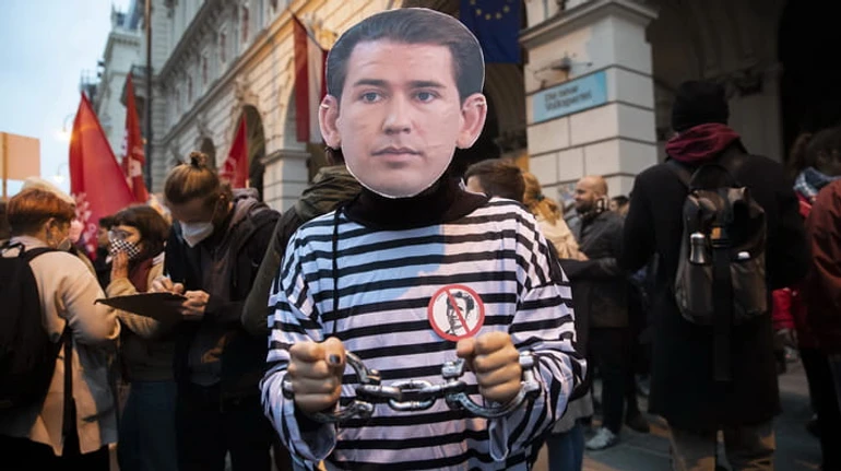 Коррупционное землетрясение: как в Австрии уволили премьера и что ждет страну