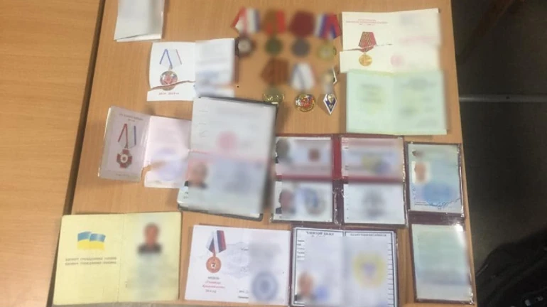 Прикордонники затримали сепаратиста із медалями від окупантів