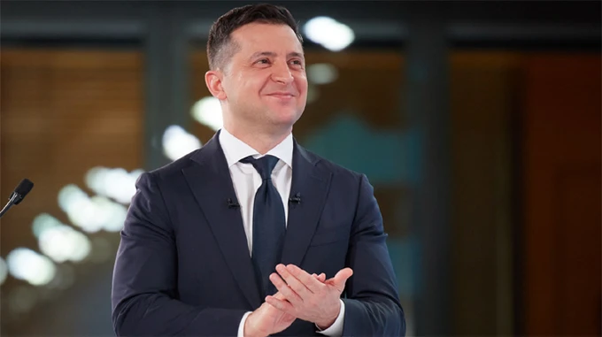 Зеленский анонсировал суд в смартфоне
